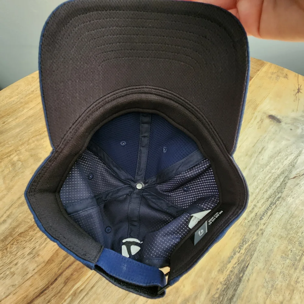 TaylorMade Blue Cap - Picture 5 of 11